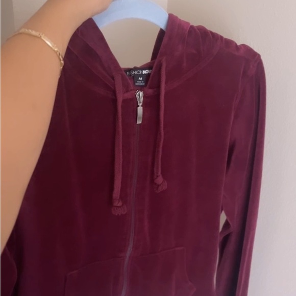 Jacket - Picture 1 of 2